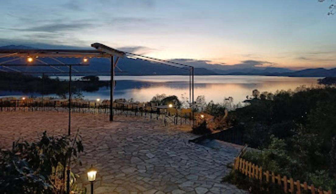 Ξενώνας Παρατηρητήριο Υπερώον Agios Athanasios  Extérieur photo